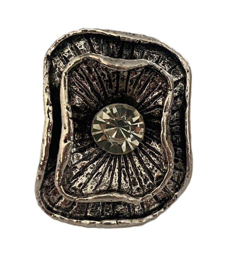 Anillo plateado rectangular