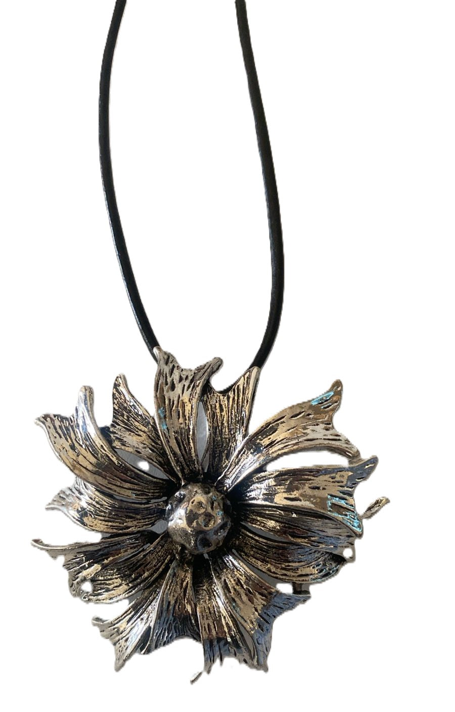 Collar flor plateado