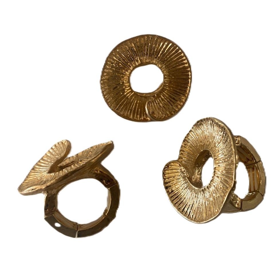 Anillo dona dorado