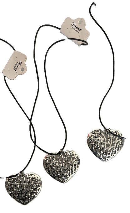 Collar Corazón Grande color plata