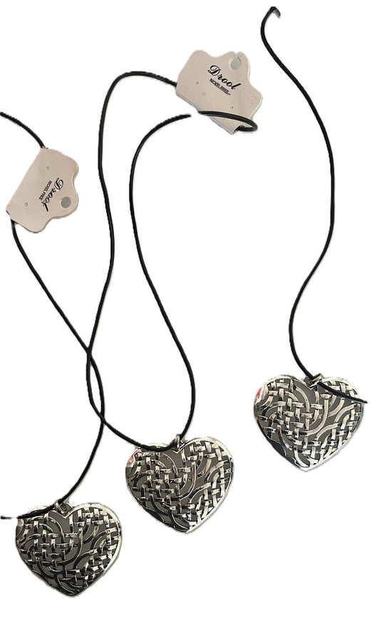 Collar Corazón Grande color plata